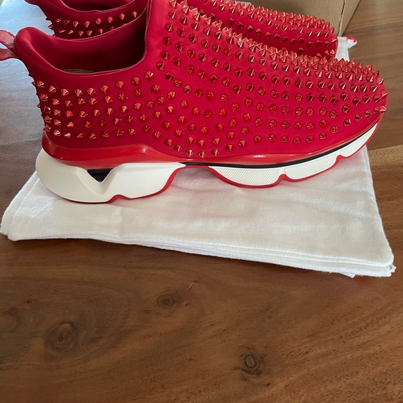 Authentic new Christian louboutin shoes - Picture 5 of 7